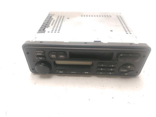 Used Radio CITROËN BERLINGO / BERLINGO FIRST Box Body/MPV (M_) 1.4 i (MBKFX, MBKFW) (75 hp) 23125517