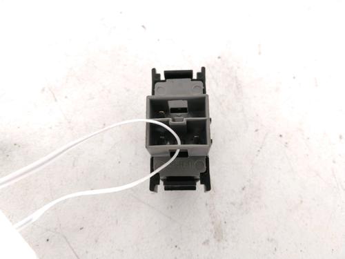 Used Left front window switch Left front window switch MERCEDES-BENZ SLK (R170) 200 (170.435) (136 hp) 30502125 30502125