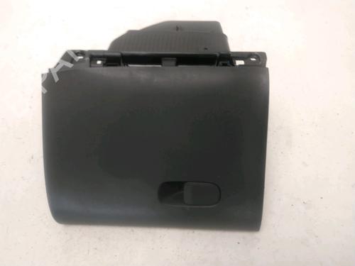 Used Glove box CITROËN C3 III (SX) 1.5 BlueHDi 100 (SXYHYP, SXYHTU) (102 hp) 29442529