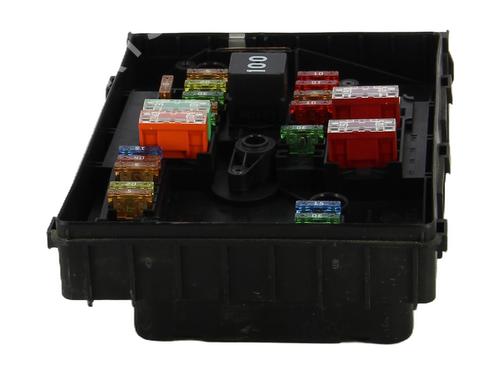 Fuse box VW TOURAN (1T3) 1.6 TDI | BP32715514E1 - Image 3