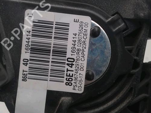 Used Pedal Pedal PEUGEOT EXPERT Van (V_) 2.0 BlueHDi 120 (122 hp) 27926609 27926609