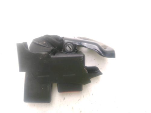 Used Seat buckle RENAULT CLIO III (BR0/1, CR0/1) 1.2 16V (BR02, BR0J, BR11, CR02, CR0J, CR11) (75 hp) 28086933