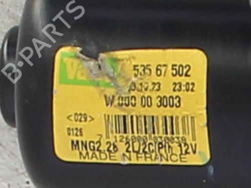 Essuie-glace moteur avant Essuie-glace moteur avant RENAULT CLIO III Grandtour (KR0/1_) 1.5 dCi (KR0G) (68 hp) 39251452 39251452