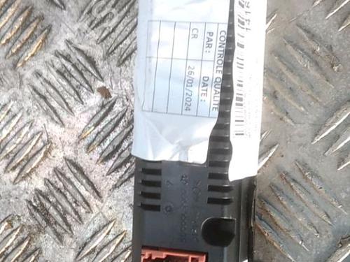 Used Display monitor Display monitor CITROËN C3 II (SC_) 1.4 HDi 70 (SC8HZC, SC8HR0, SC8HP4) (68 hp) 16742244 16742244