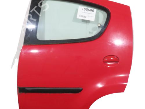 Used Left rear door Left rear door 37597614 37597614