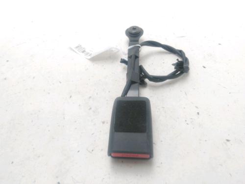 Used Seat buckle RENAULT KADJAR (HA_, HL_) 1.2 TCe 130 (HLMR) (130 hp) 28121263