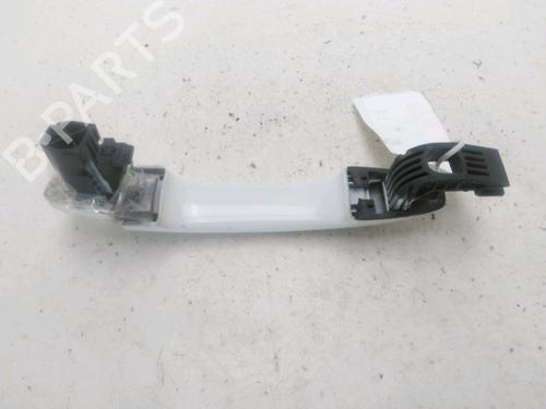 Venstre foran utvendig håndtak RENAULT MEGANE IV Hatchback (B9A/M/N_) 1.5 dCi 110 (B9A3) (110 hp) 28331228