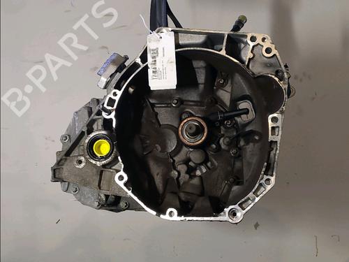Getriebe für DACIA SANDERO II TCe 90 (B8M1, B8MA, B8AC) (90 hp) 33059038