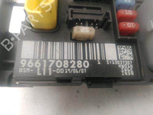 Used Fuse box Fuse box PEUGEOT 307 Break (3E) 1.6 HDi 110 (109 hp) 26197607 26197607