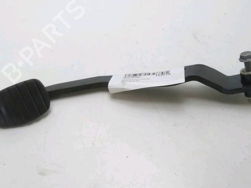 Used Break pedal Break pedal RENAULT CLIO III (BR0/1, CR0/1) 1.5 dCi (C/BR0G, C/BR1G) (68 hp) 19702175 19702175