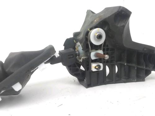 Used Gear lever Gear lever RENAULT MASTER III Van (FV) 2.3 dCi 135 FWD (FV0N, FV08, FV06, FV00, FV1S) (136 hp) 33998095 33998095