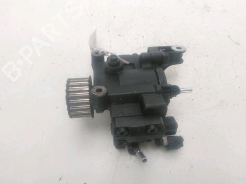 Used Injection pump RENAULT MEGANE III Hatchback (BZ0/1_, B3_) 1.5 dCi (BZ09, BZ0D, BZ1W, BZ29, BZ14) (110 hp) 26876893