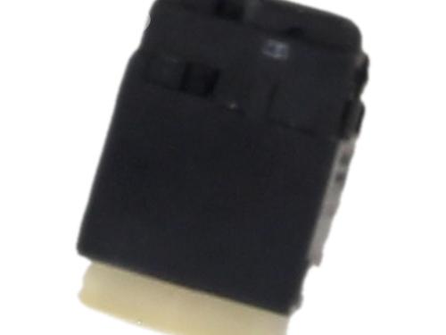 Used Mirror switch Mirror switch TOYOTA YARIS (_P13_) 1.3 (NSP130_, NSP130) (99 hp) 39012094 39012094