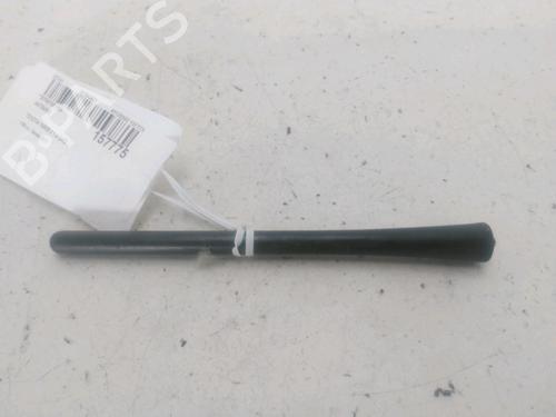 Used Antenna/Base TOYOTA YARIS (_P13_) 1.4 D (NLP130_, NLP130) (90 hp) 27394492