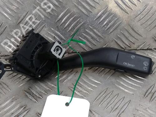 Used Steering column stalk Steering column stalk SEAT ALTEA (5P1) 1.9 TDI (105 hp) 11713439 11713439