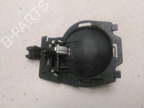 Used Front left interior door handle Front left interior door handle 23065537 23065537