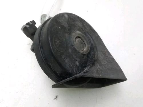 Used Horn OPEL CORSA D (S07) 1.2 (L08, L68) (80 hp) 26724929
