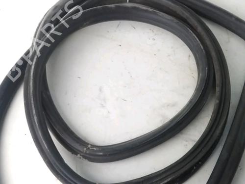 Used Rubber door seal Rubber door seal MERCEDES-BENZ VITO / MIXTO Van (W639) 111 CDI (639.601, 639.603, 639.605) (109 hp) 34175708 34175708