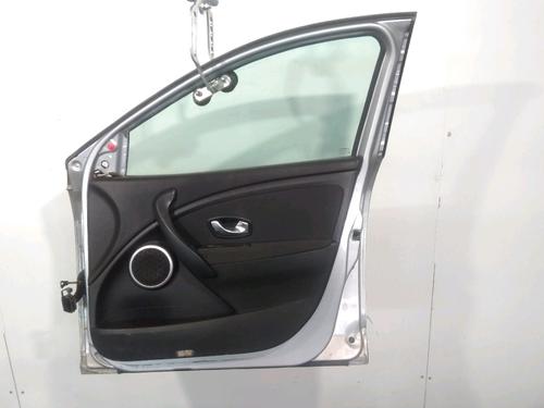Right front door RENAULT MEGANE III Hatchback (BZ0/1_, B3_) 1.9 dCi (BZ0N, BZ0J) | BP28485669C3 