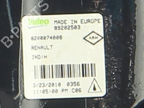 Used Left front fog light Left front fog light 39482008 39482008