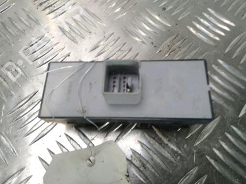 Used Left front window switch Left front window switch SEAT ALTEA (5P1) 2.0 TDI 16V (140 hp) 13302223 13302223