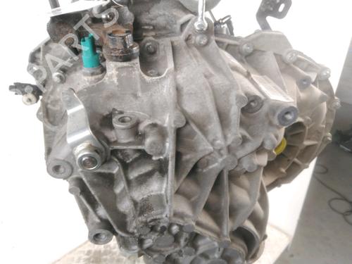 gearbox-renault-trafic-iii-van-fg_-2014-39012027 main image