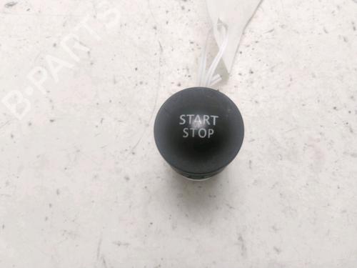 switch-renault-kadjar-ha_-hl_-2015-28331096 main image