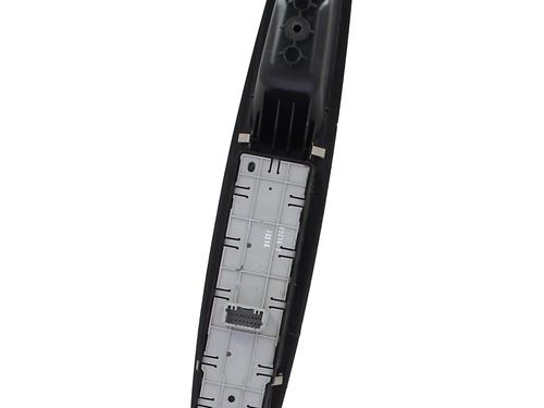 Used Left front window switch Left front window switch RENAULT MEGANE III Grandtour (KZ0/1) 1.5 dCi (KZ09, KZ0D, KZ1G, KZ29, KZ14, KZ1W, KZ10, KZ1F,... (110 hp) 33971358 33971358