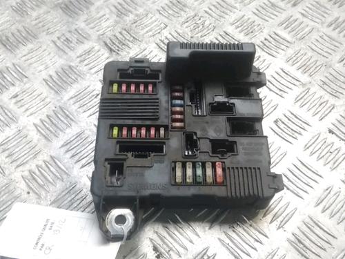 Used Fuse box RENAULT SCÉNIC II (JM0/1_) 1.9 dCi (JM0G, JM12, JM1G, JM2C) (120 hp) 16332718