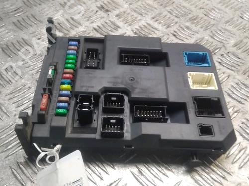 Used Fuse box PEUGEOT 207 (WA_, WC_) 1.6 HDi (92 hp) 16461764