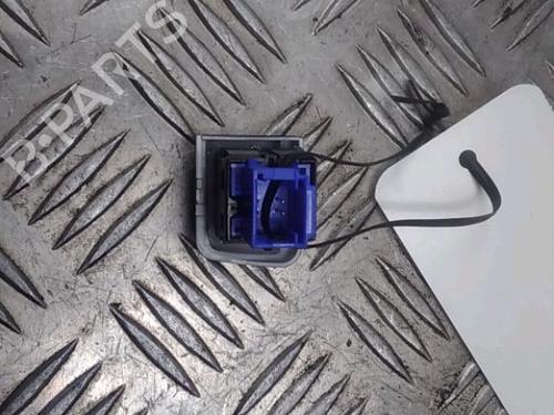 Used Warning switch PEUGEOT 208 I (CA_, CC_) 1.6 HDi / BlueHDi 75 (75 hp) 13112383