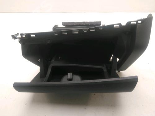 Used Glove box Glove box RENAULT SCÉNIC III (JZ0/1_) 1.6 dCi (JZ00, JZ12) (130 hp) 22225224 22225224