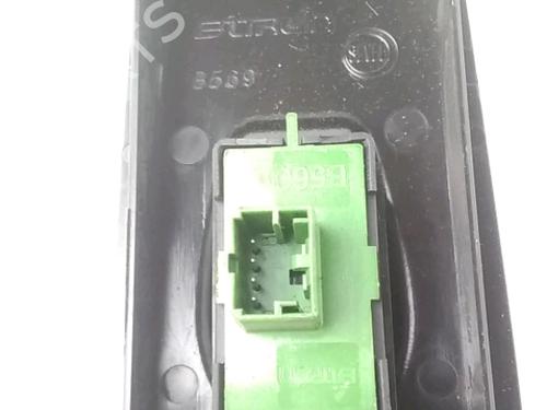 Used Switch Switch OPEL MOVANO C Van (U9) 2.2 D (140 hp) 33860365 33860365