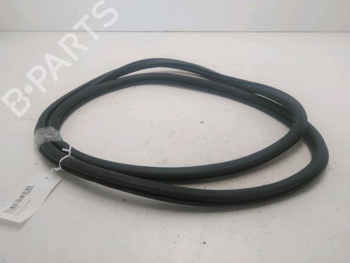 rubber-door-seal-skoda-rapid-spaceback-nh1-2012-2013-2014-2015-2016-2017-2018-2019-24882304 main image