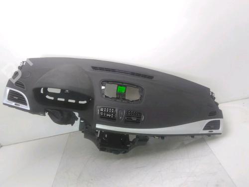 Used Dashboard Dashboard RENAULT MEGANE III Coupe (DZ0/1_) 1.5 dCi (DZ09, DZ0D, DZ1F, DZ1G, DZ14, DZ29) (110 hp) 28178073 28178073