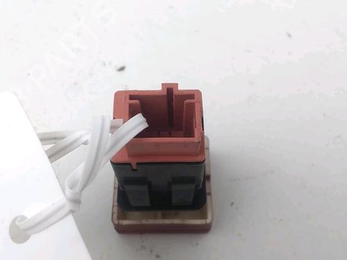 Pulsante luci di emergenza CITROËN BERLINGO Box Body/MPV (B9) 1.6 HDi 90 (90 hp) 30840825