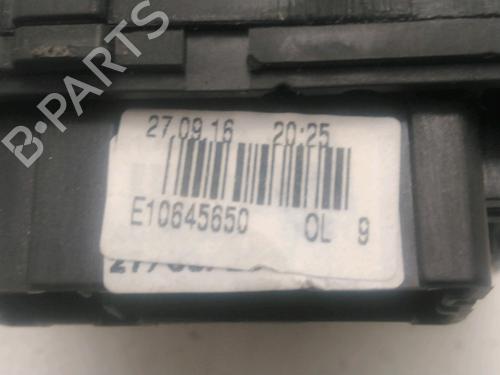 Used Steering column stalk DACIA SANDERO II TCe 90 (B8M1, B8MA, B8AC) (90 hp) 27268323