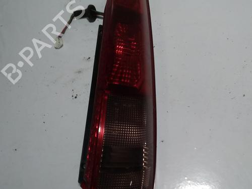 Used Right taillight NISSAN X-TRAIL I (T30) 2.2 dCi 4x4 (136 hp) 15759132