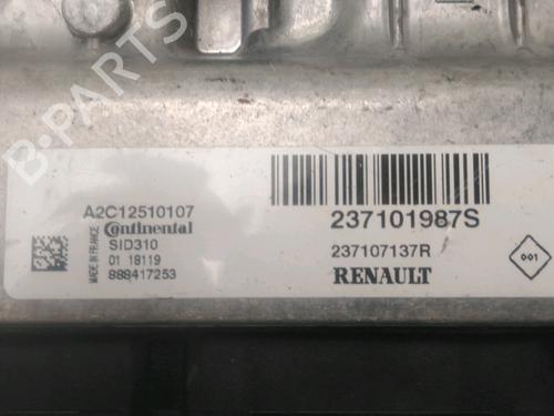 engine-control-unit-ecu-renault-megane-iv-hatchback-b9amn_-2015-28613949 main image