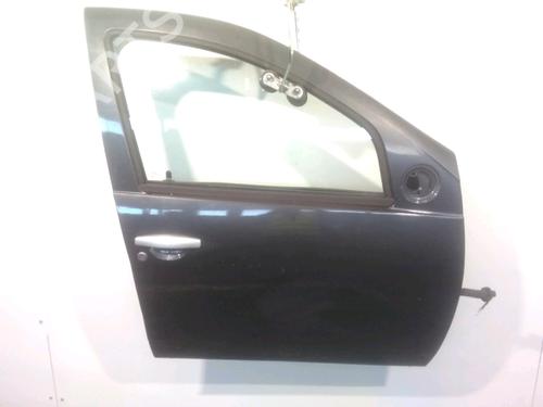 Used Right front door DACIA SANDERO 1.5 dCi (88 hp) 26702848