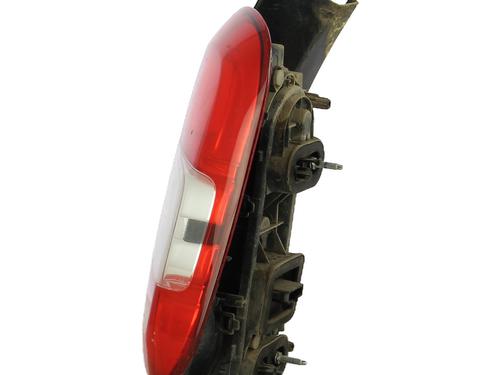 right-taillight-dacia-duster-hs_-2010-2011-2012-2013-2014-2015-2016-2017-2018-34608900 main image