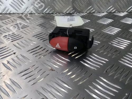 Used Warning switch Warning switch RENAULT TWINGO II (CN0_) 1.6 RS (CN0N, CN0R, CN0S) (133 hp) 13079390 13079390