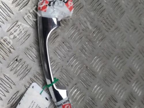 Front right exterior door handle ALFA ROMEO MITO (955_) 1.4 (955AXB1B, 955.AXF1B) (95 hp) 7701474437