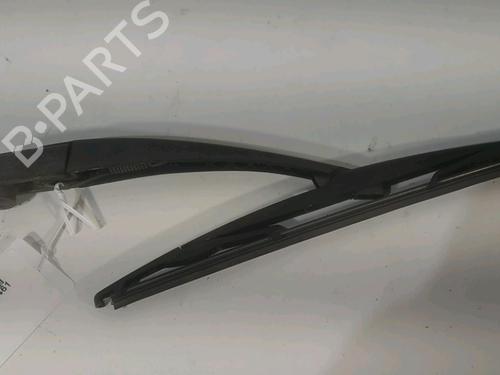 Used Rear windshield wiper arm RENAULT MEGANE III Grandtour (KZ0/1) 1.5 dCi (KZ09, KZ0D, KZ1G, KZ29, KZ14, KZ1W, KZ10, KZ1F,... (110 hp) 23334497