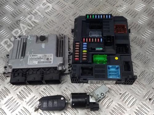 Used Engine control unit (ECU) PEUGEOT 208 I (CA_, CC_) 1.4 HDi (68 hp) 13077994