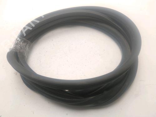 Used Rubber door seal RENAULT CLIO III Grandtour (KR0/1_) 1.5 dCi (KR0F) (86 hp) 24879096
