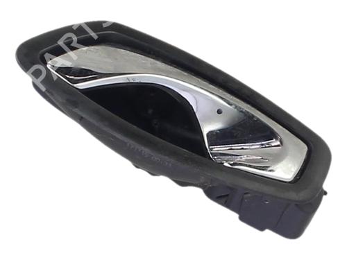 Used Front left interior door handle Front left interior door handle 37411717 37411717