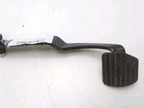 Used Break pedal Break pedal RENAULT MEGANE III Hatchback (BZ0/1_, B3_) 1.5 dCi (BZ09, BZ0D, BZ1W, BZ29, BZ14) (110 hp) 19702169 19702169