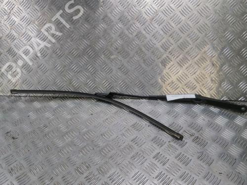 Used Front windshield wiper arm FORD FIESTA VI (CB1, CCN) 1.4 TDCi (68 hp) 14903319