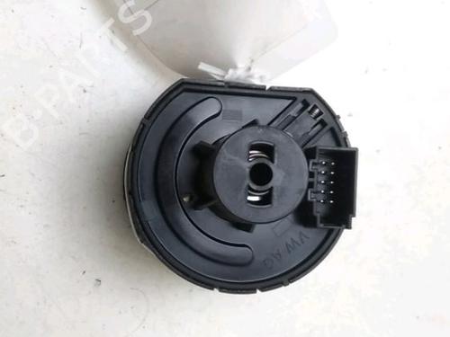 Used Headlight switch VW POLO VI (AW1, BZ1, AE1) 1.6 TDI (95 hp) 19104594